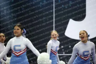 COALINGA SENIOR OILERS CHEER NA