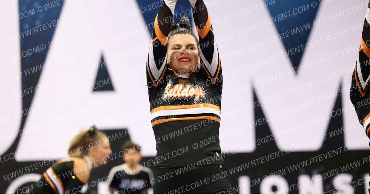 VACAVILLE JR BULLDOGS  LEVEL 2 NA · Royal Valley