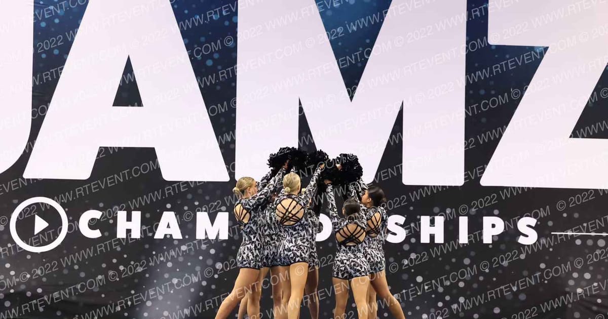 EASTON ELITE DANCE SENIORS NA · Royal Valley