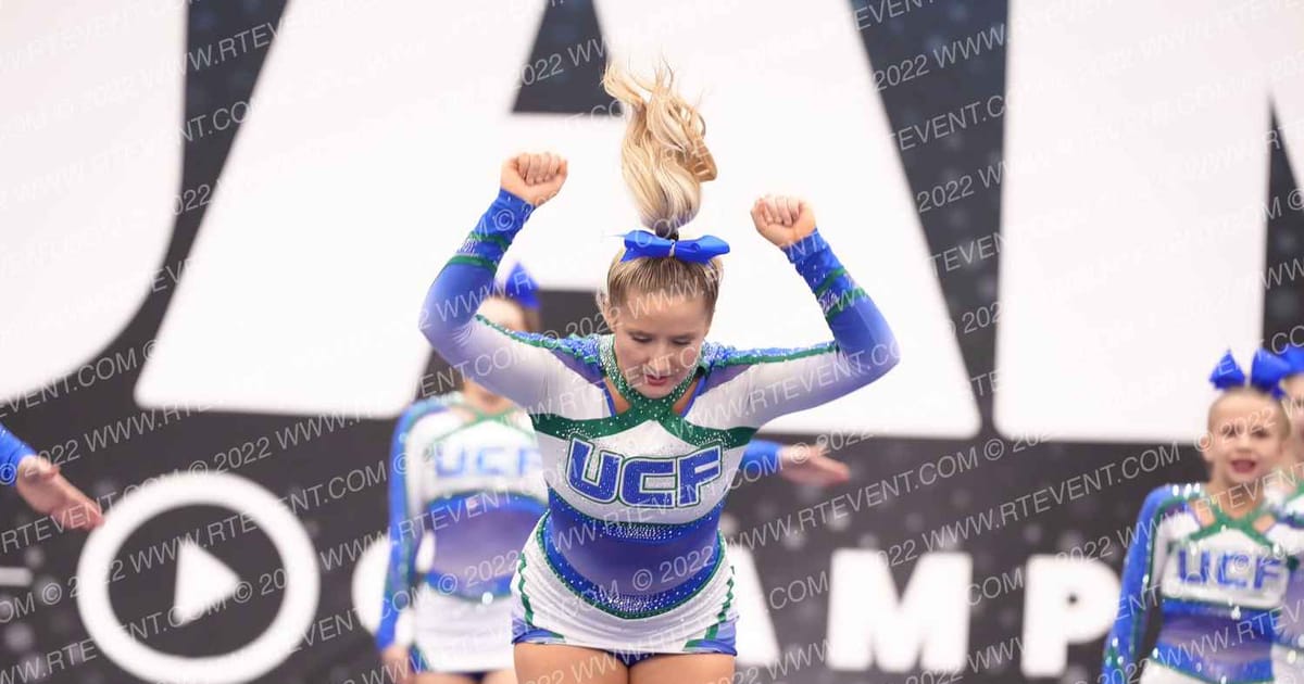 UNIVERSITY CHEER FORCE  THUNDER NA · Battle at the Capitol