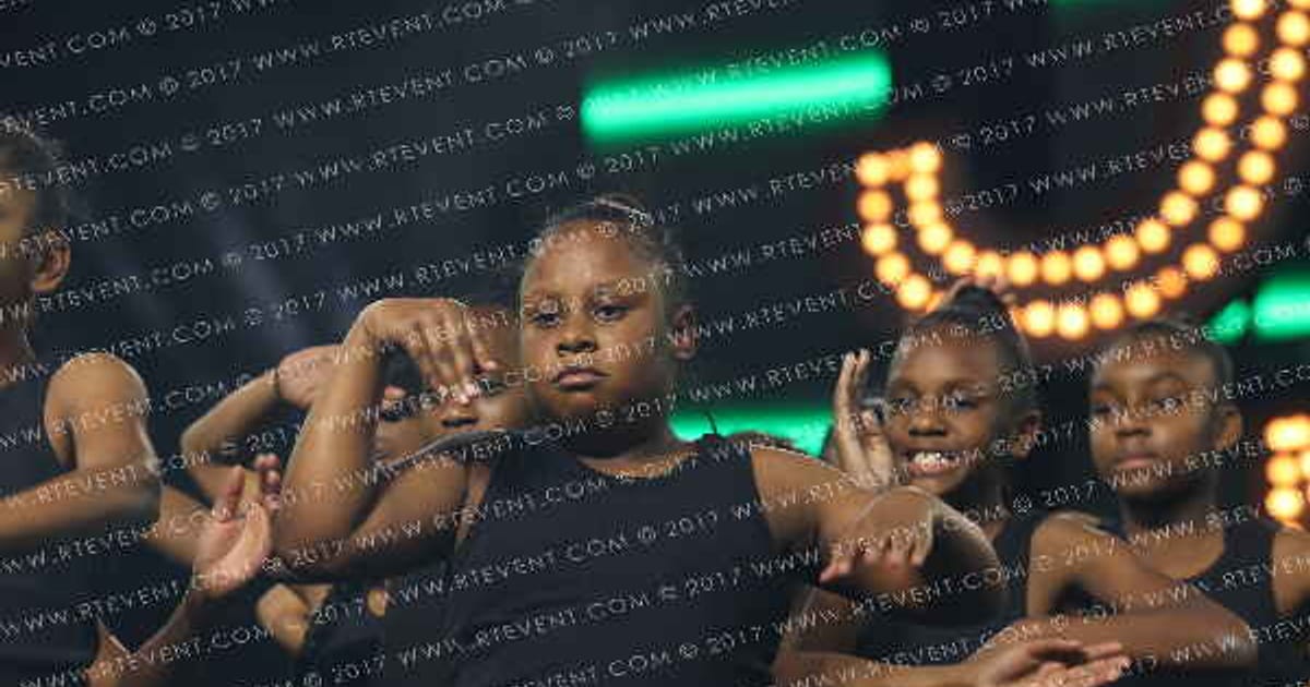 LA RAMS GLITZ ARMY · YOUTH NATIONALS