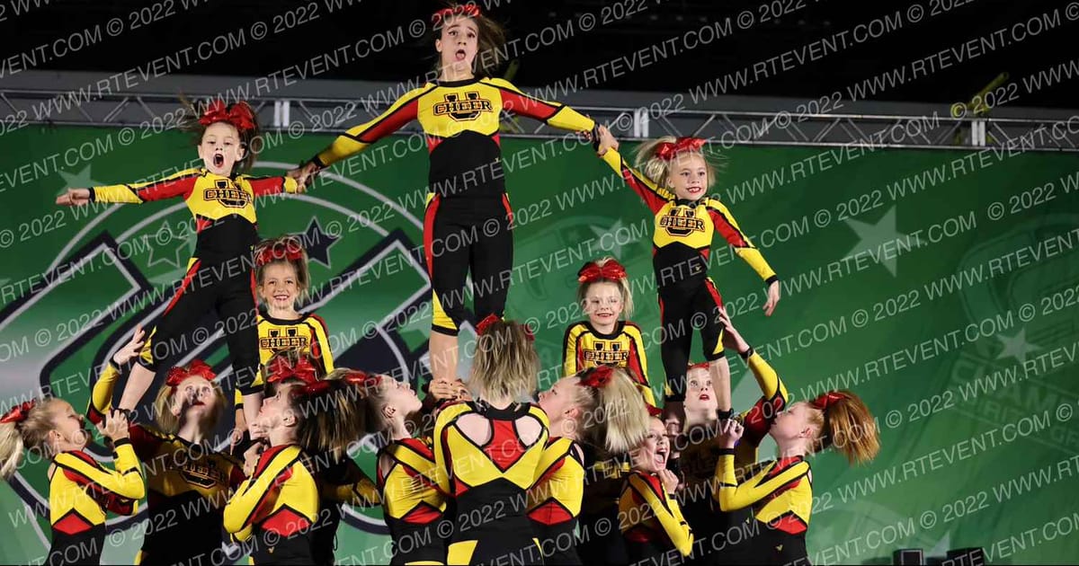 Terre Haute Cheer University McFLURRIES · CSG Indy Challenge
