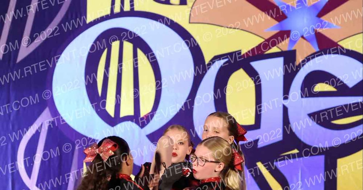 London Heat Cheerleading Flash · Queen of the Nile Showdown