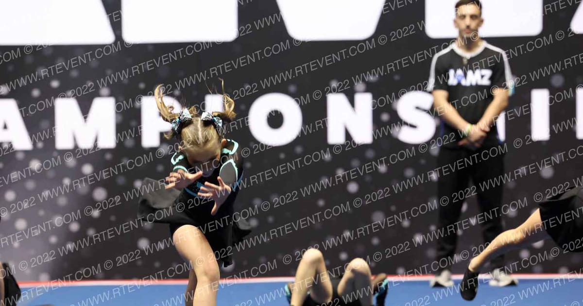TRICKS GYM ELITE SPARKLE NA · Bid Challenge