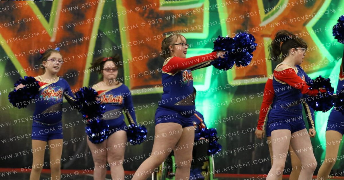 Infinity Cheer & Dance Shooting Stars Pom · Jungle Fever