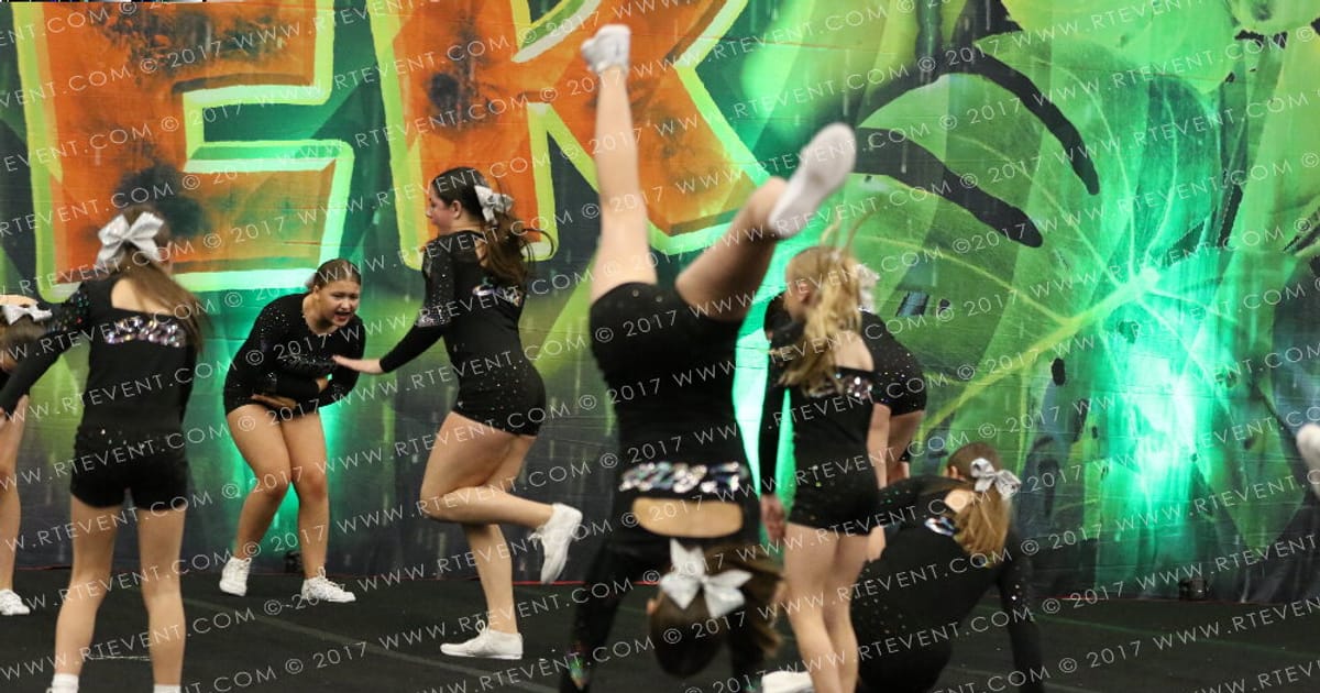 Fierce Elite Glitter Dolls · Jungle Fever