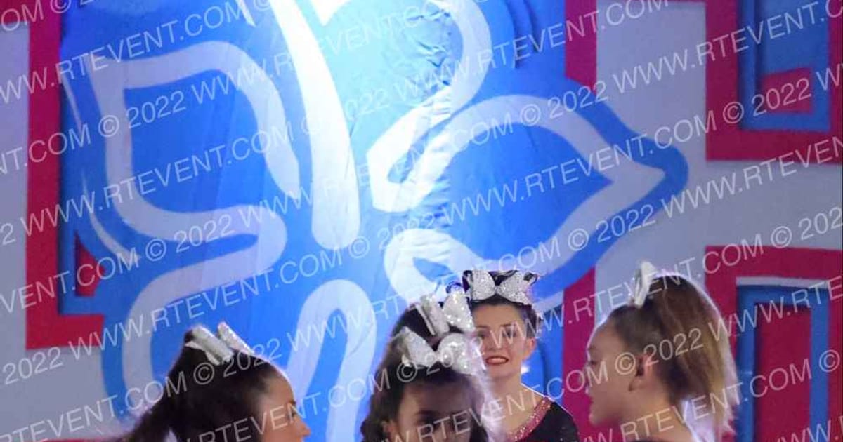 USA Wildcats Senior Red · Trenton Showdown