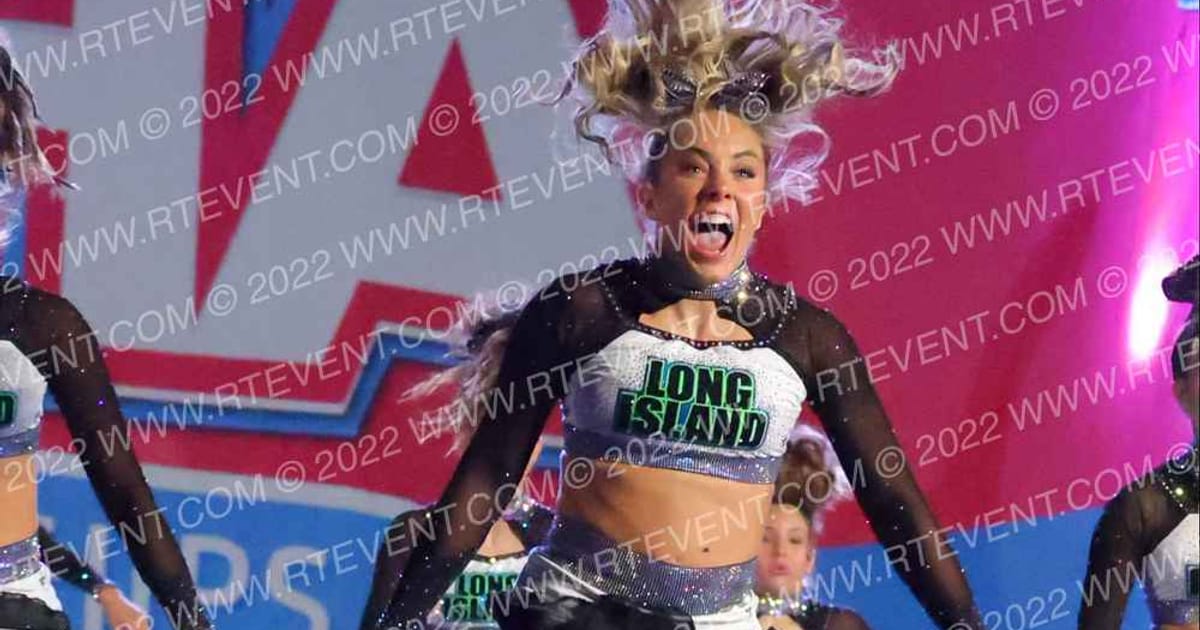 Long Island Cheer Diamonds · Trenton Showdown