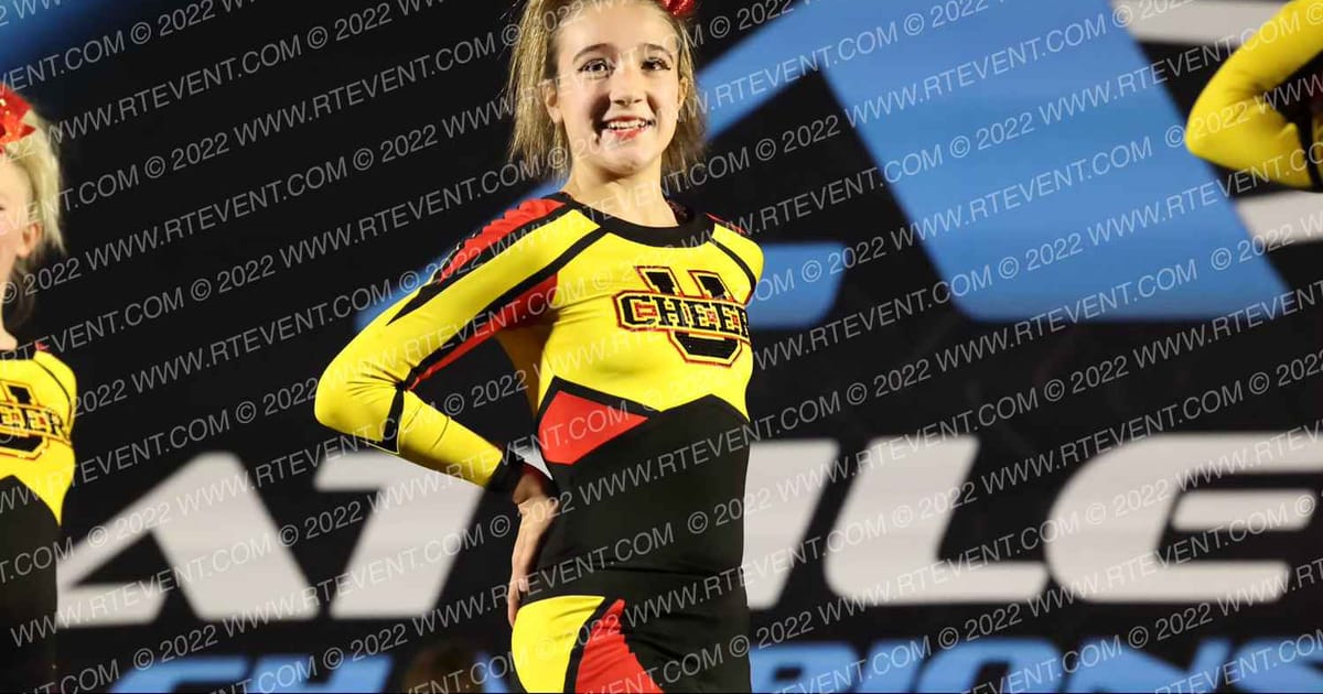 Terre Haute Cheer University McFLURRIES · ATHLETIC Championships