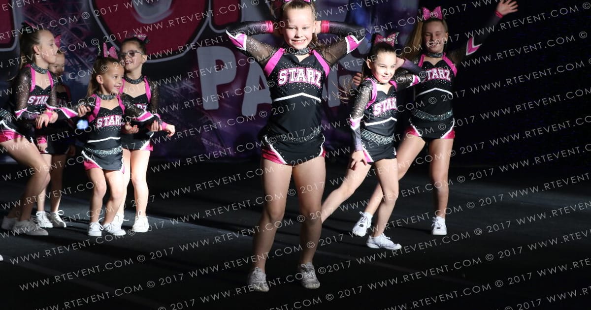 Cheerstarz Glitter · FC Brings It On