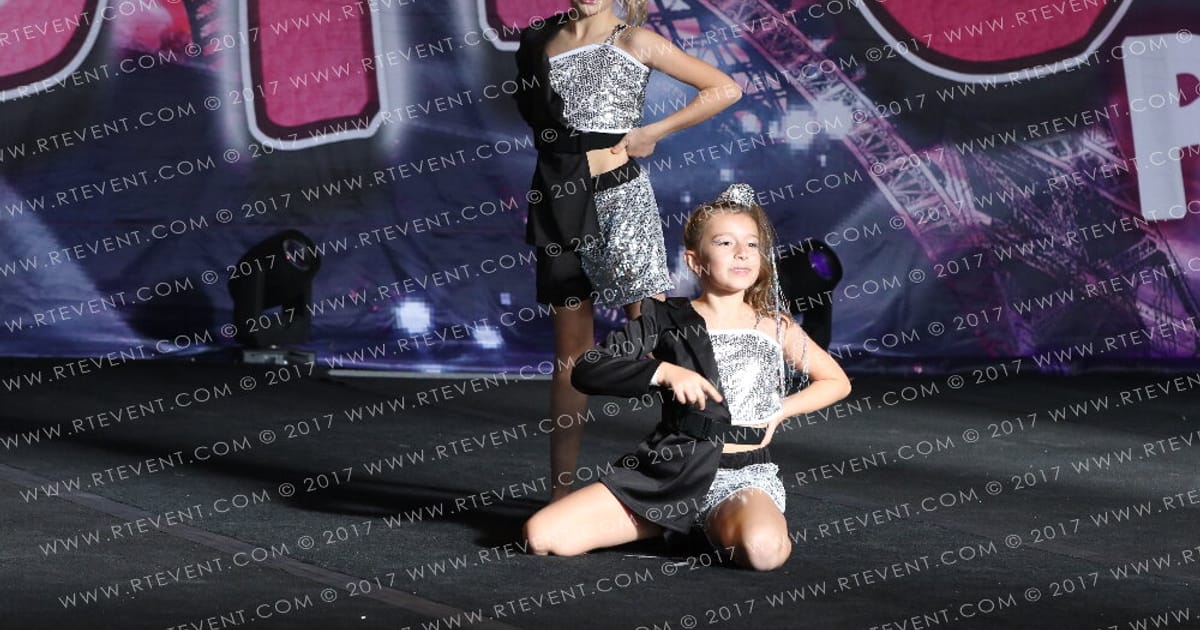 Spice Cheers Electrum Livia   Chloe · FC Brings It On
