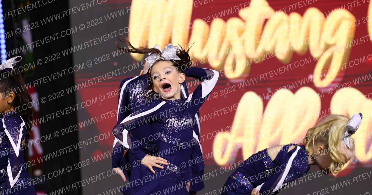 Mustang Cheer All Stars Bandits · Spirit Celebration Christmas Grand Nationals DIDII