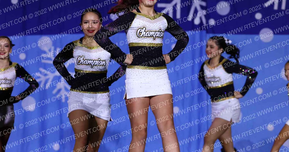 Champion Cheer Sizzlers · Spirit Celebration Christmas Grand Nationals DIDII