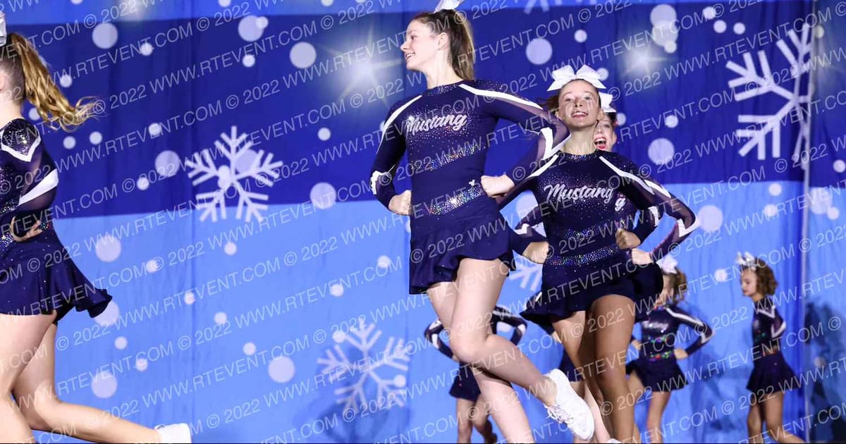 Mustang Cheer All Stars Rein · Spirit Celebration Christmas Grand Nationals DIDII