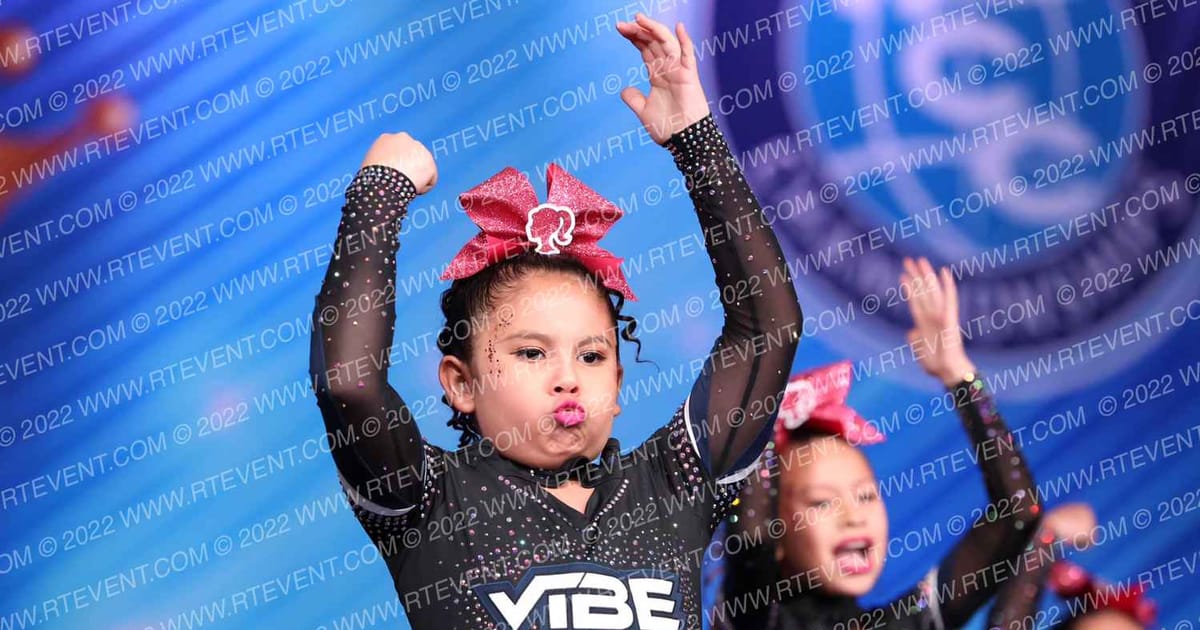 Vibe Cheer and Dance Ice Queens · Cali Crown