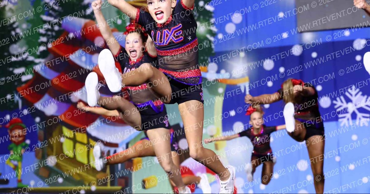 Luxe Cheer Prestige · Spirit Celebration Christmas Grand Nationals DIDII