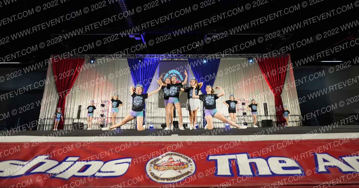 Eatonville Elite Cheerleading Supernova · The American Northwest Portland Nationals