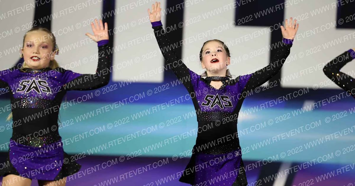 Starstruck All Stars Sassy Cats · CHEERSPORT Council Bluffs Classic