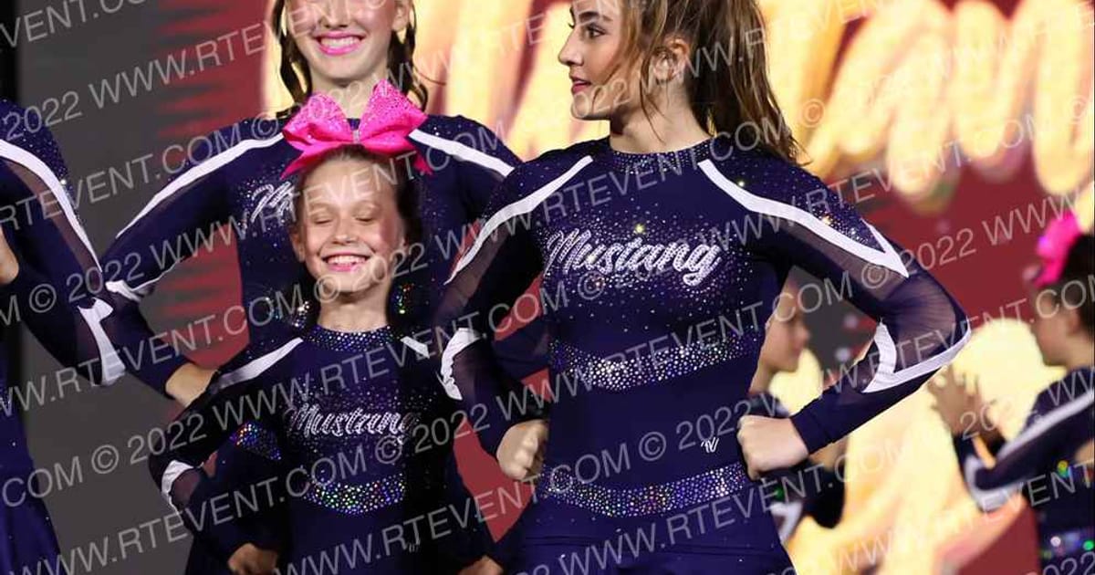 Mustang Cheer All Stars Stallions · Spirit Celebration Christmas Grand Nationals DIDII