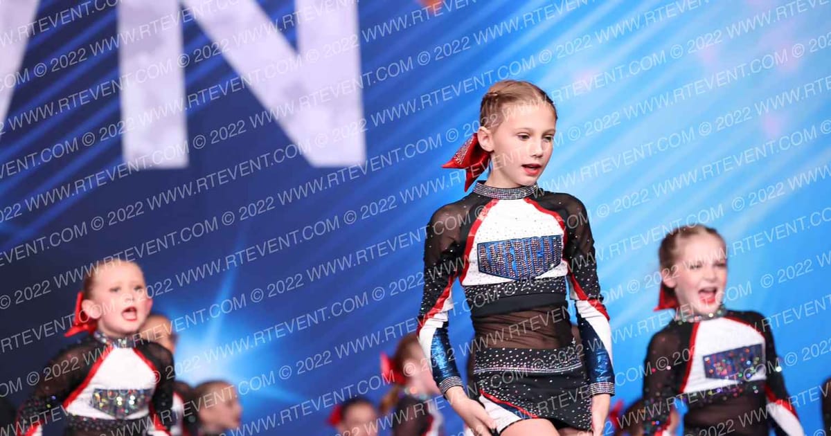FCA Cheer CREW · Cali Crown