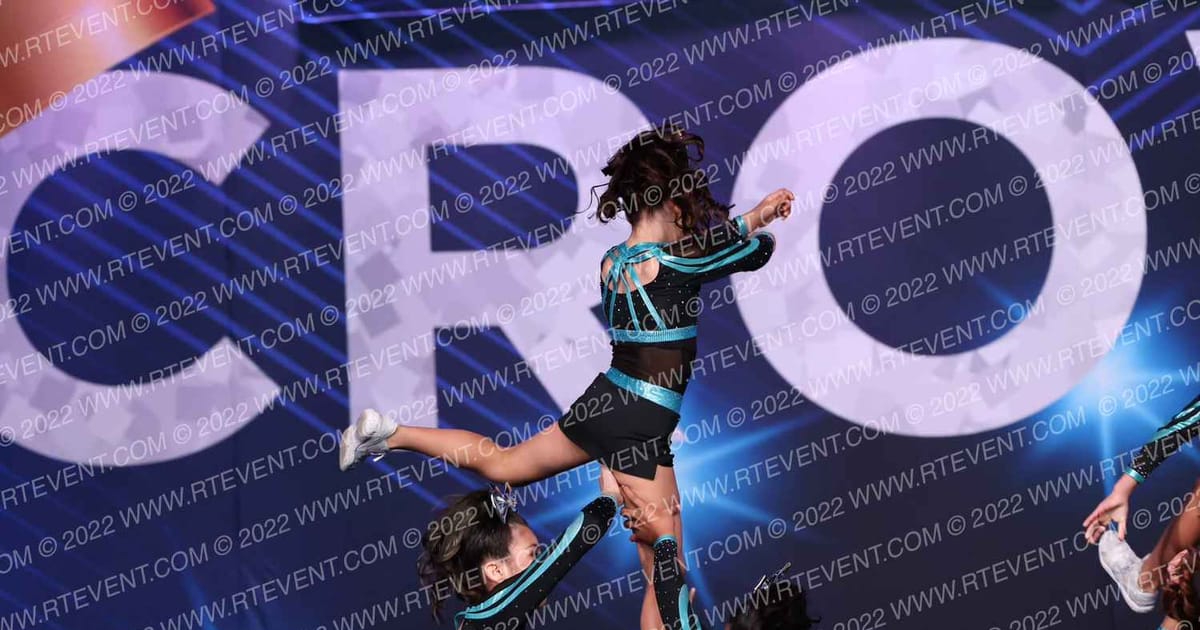 Serenity Athletics Y2-GLAM · Cali Crown
