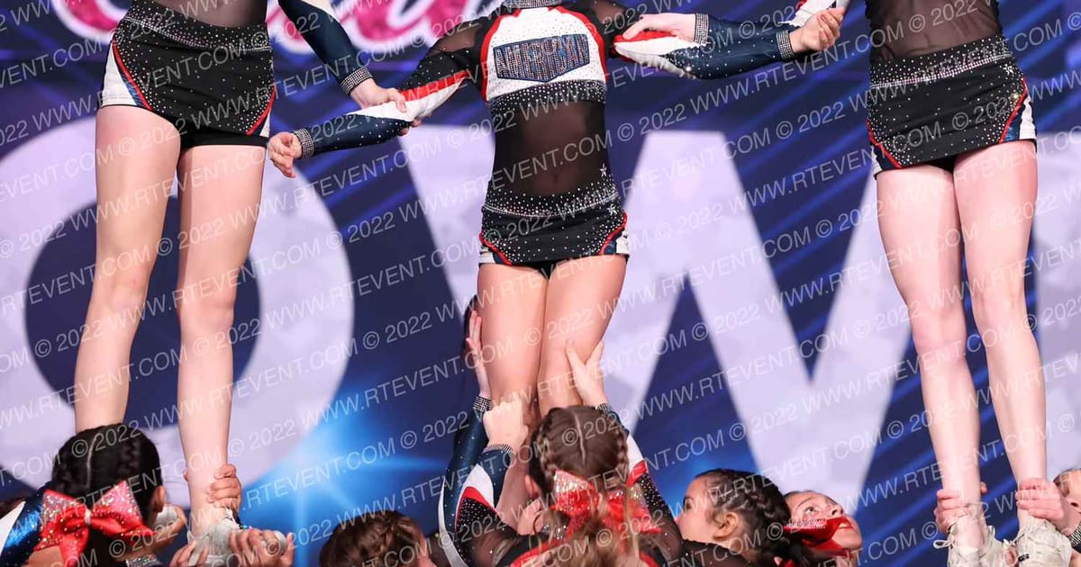 American Cheer SR BLACK · Cali Crown
