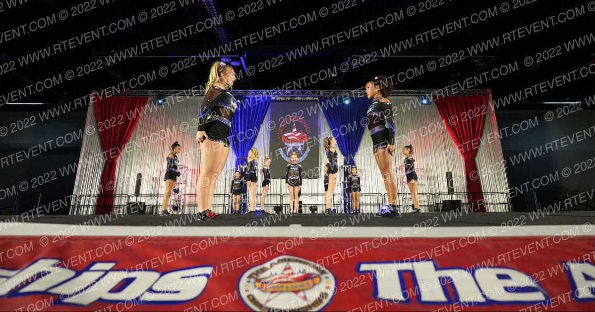 Oregon Dream Teams Lavish · The American Northwest Portland Nationals