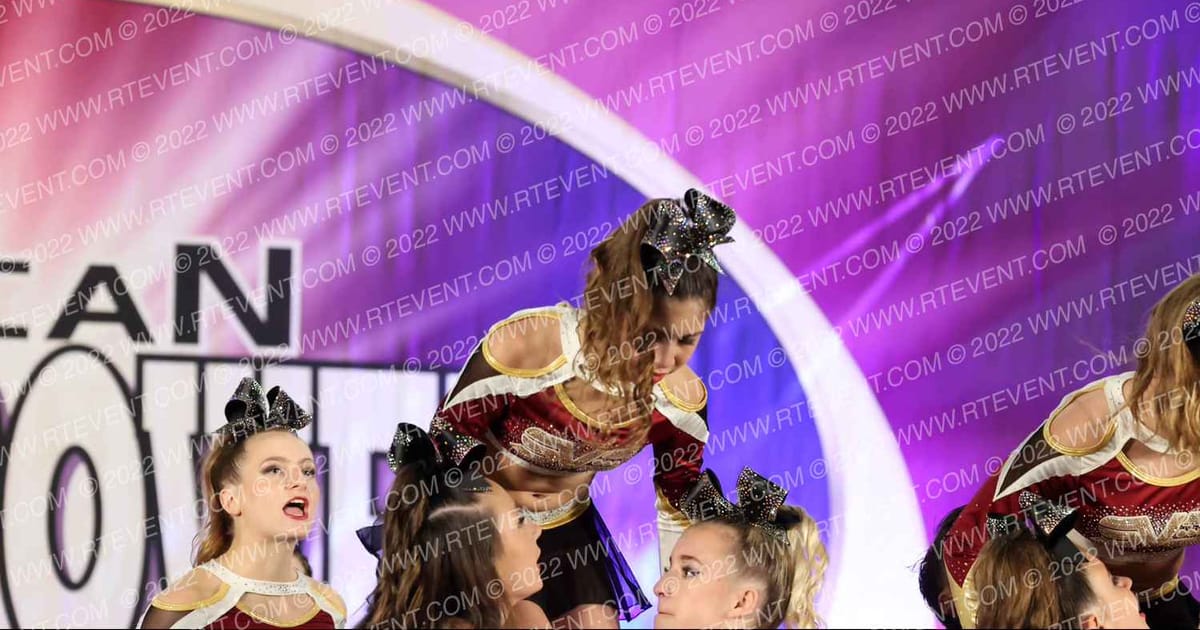Silicon Valley Elite Incognito · Cheer Power Holiday Showdown Roseville