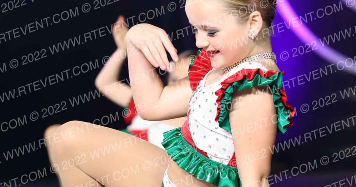 Star Performance Centre Tiny Pom · WSF Grand Nationals Dance