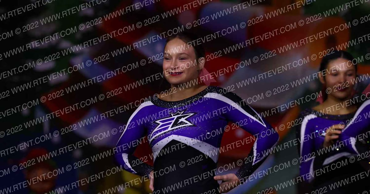 Express Cheer Explosion · Spirit Celebration Christmas Grand Nationals DIDII