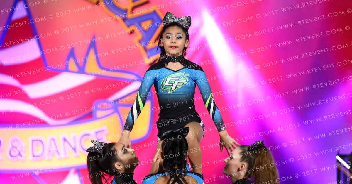Bannons Cheer Force Jedi's · American Showdown