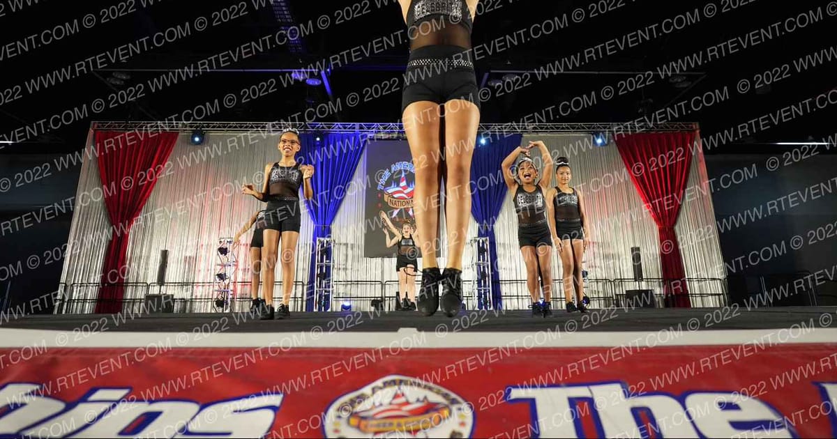 Celebrity Cheer Unlimited Covergirls · The American Northwest Portland Nationals