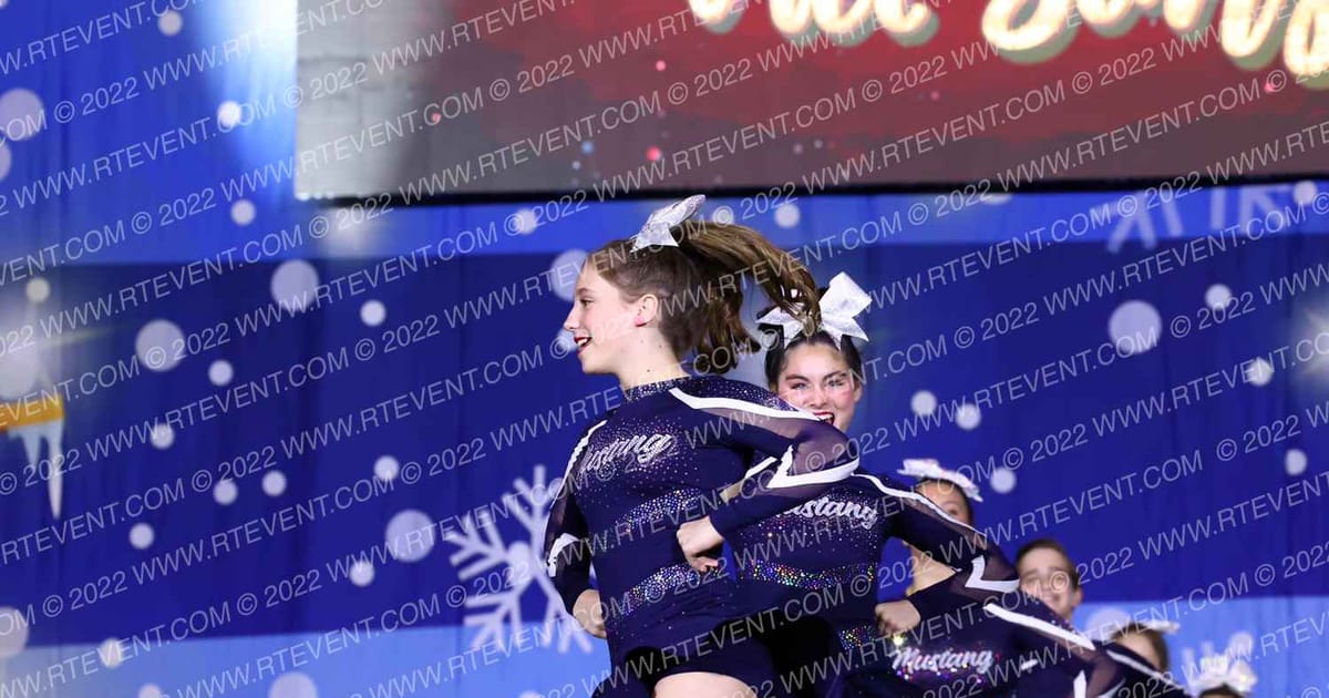 Mustang Cheer All Stars Rein · Spirit Celebration Christmas Grand Nationals DIDII