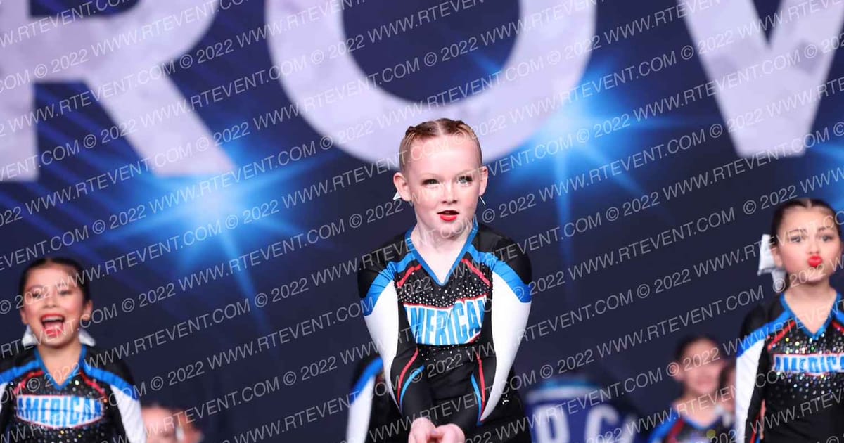 American Cheer YOUTH STARS · Cali Crown