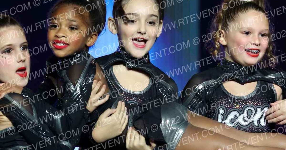 Icon Athletics Starbursts · WSF Grand Nationals Cheer
