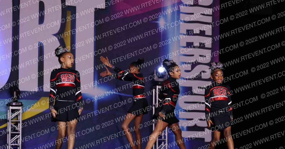 Raleigh Elite Diamonds Lady Lightning · Cheersport Raleigh Classic
