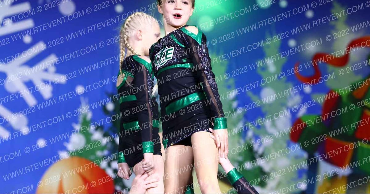 Thunder Extreme Lightning · Spirit Celebration Christmas Grand Nationals DIDII
