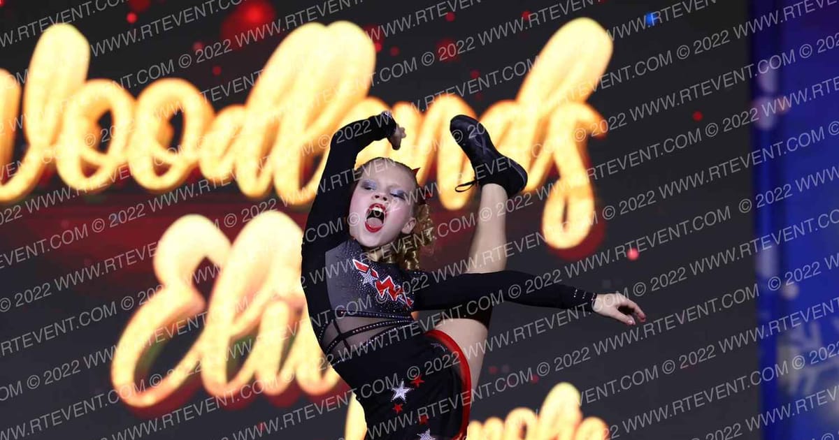 Woodlands Elite - Magnolia Apaches · Spirit Celebration Christmas Grand Nationals DIDII