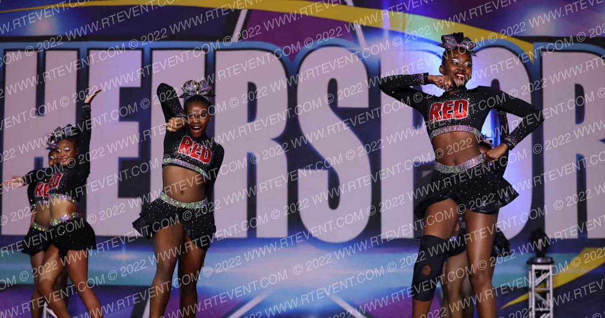 Raleigh Elite Diamonds Black Ice · Cheersport Raleigh Classic