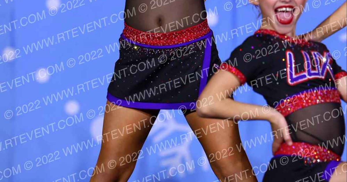 Luxe Cheer Royal 3 · Spirit Celebration Christmas Grand Nationals DIDII