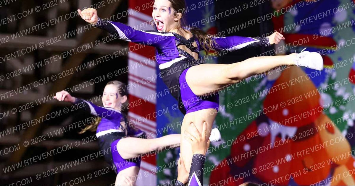 Express Cheer Executives · Spirit Celebration Christmas Grand Nationals DIDII