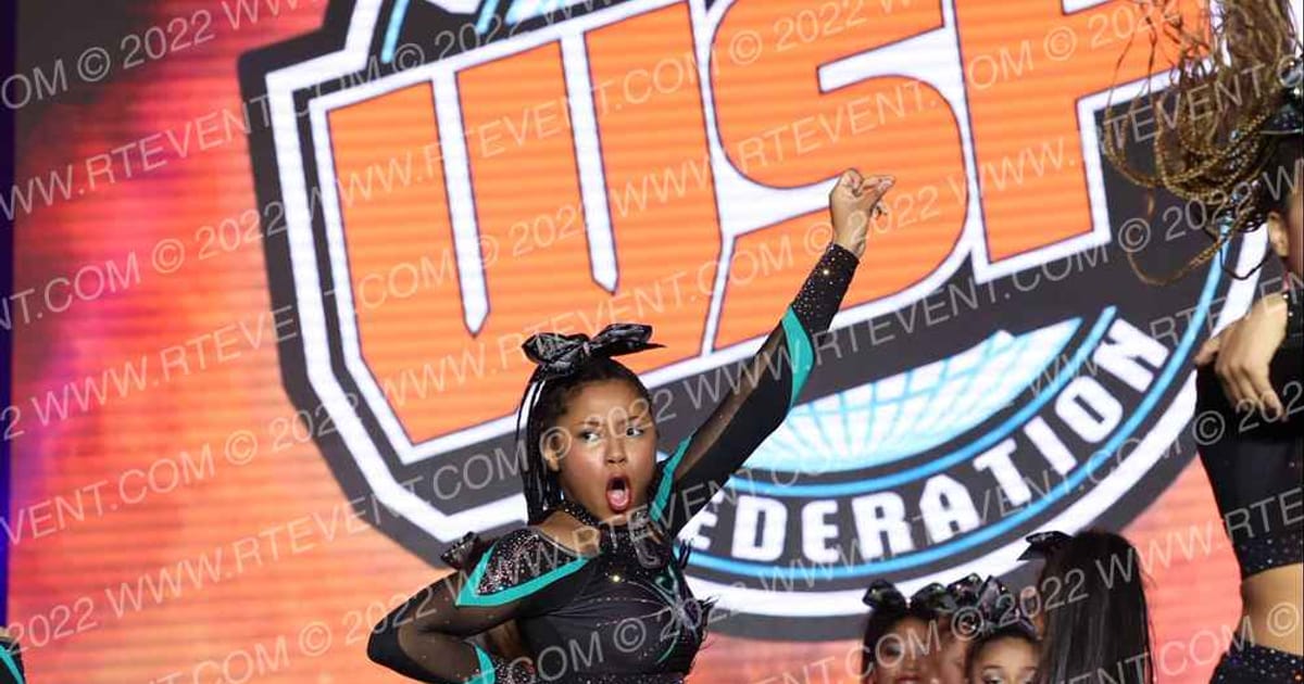 Cheer Extreme - Chicago LOVE · WSF Grand Nationals Cheer