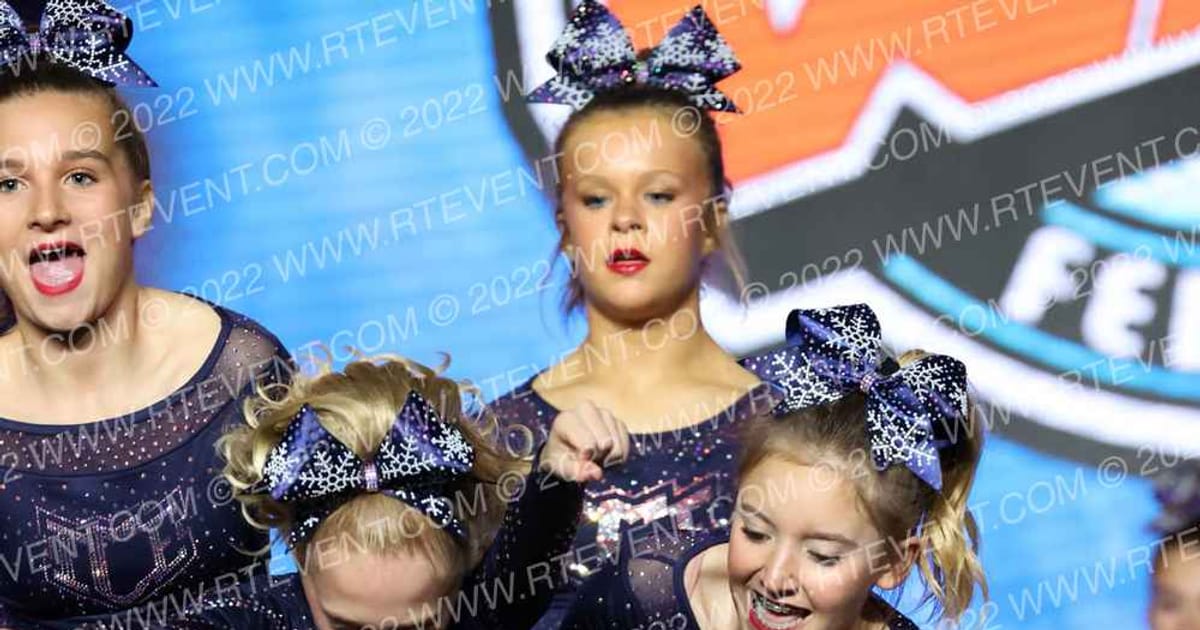 ICE STRA2SHPERE · WSF Grand Nationals Cheer