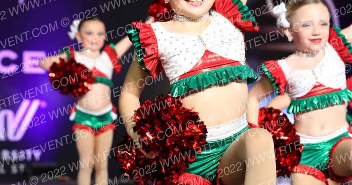 Star Performance Centre Tiny Pom · WSF Grand Nationals Dance
