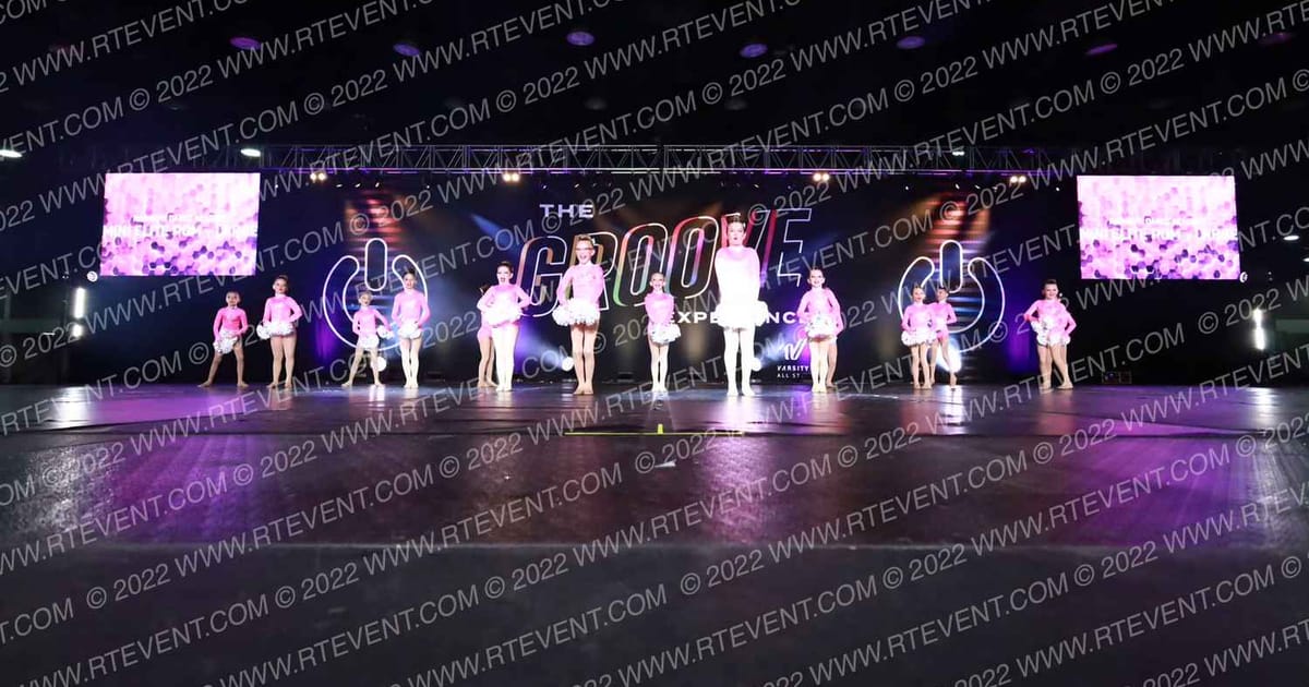 Rainbow Dance Academy MINI ELITE POM - LARGE · WSF Grand Nationals Dance
