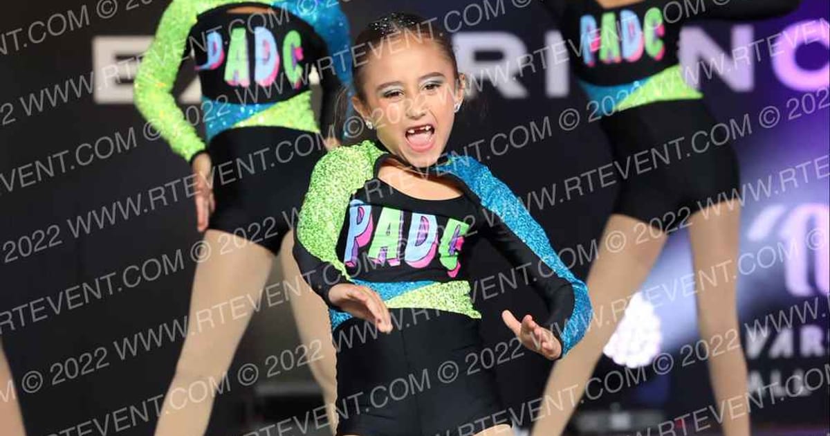 Premier Athletics - Knoxville North Ribbontail Sharks · WSF Grand Nationals Dance