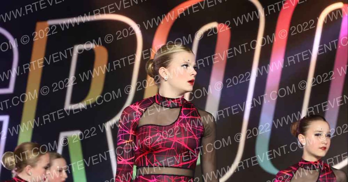 Premier Athletics - Knoxville North Silvertip Sharks · WSF Grand Nationals Dance