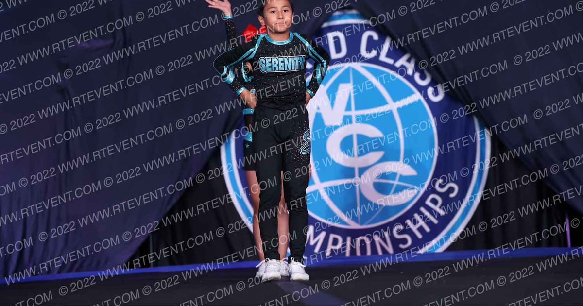 Serenity Athletics Y2-GLAM · Cali Crown