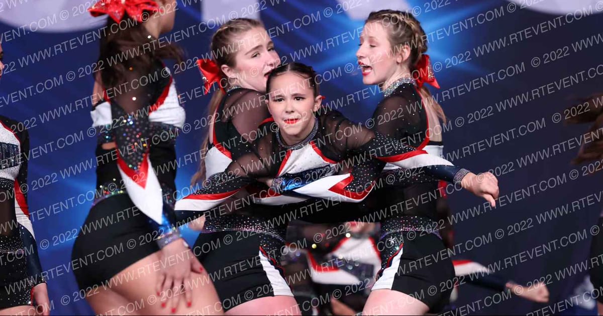 American Cheer SR BLACK · Cali Crown