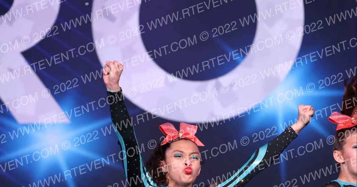Serenity Athletics LUX · Cali Crown